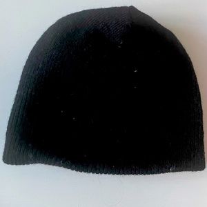 Black wool hat - size small